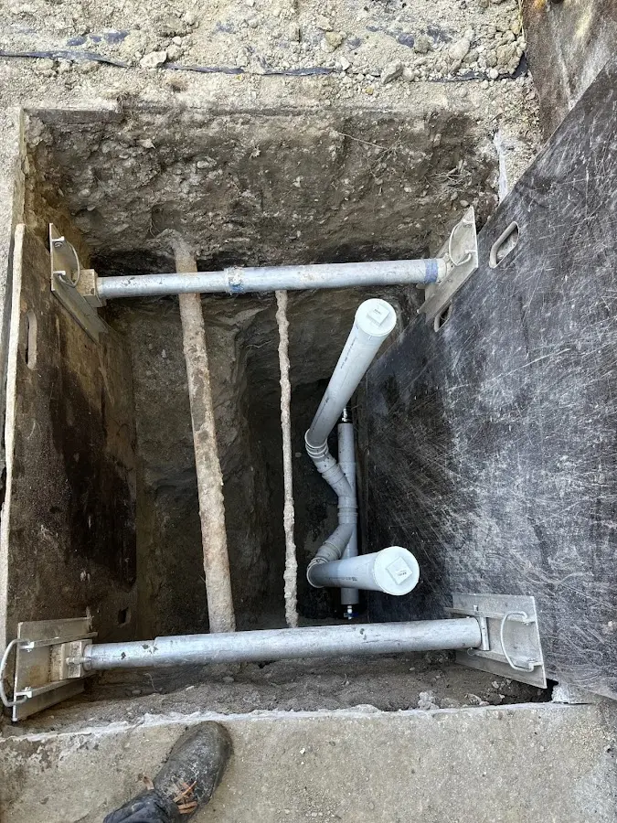 Experienced plumber completing Drain Cleaning work in Ellington